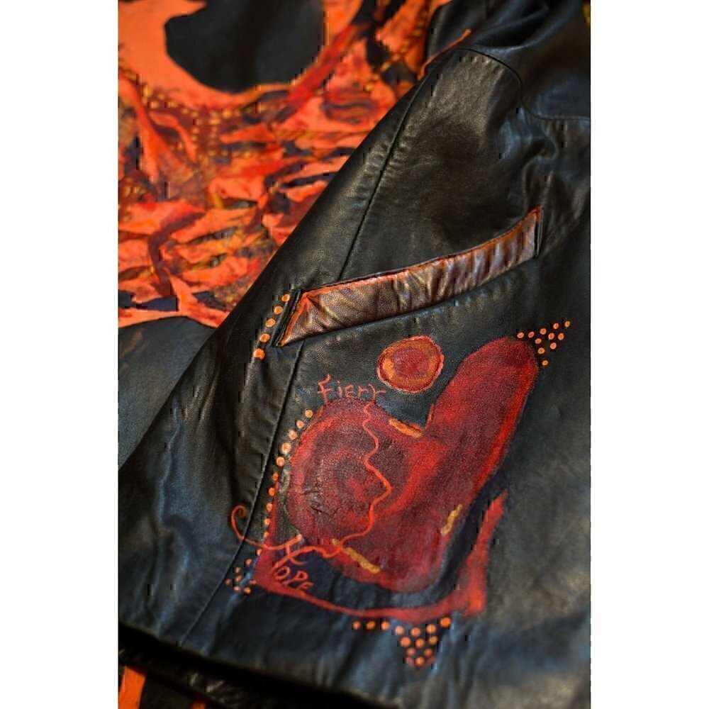 Vintage hand painted leather coat; fire, phoenix, red, gift for her sz L - Picture 3 of 12